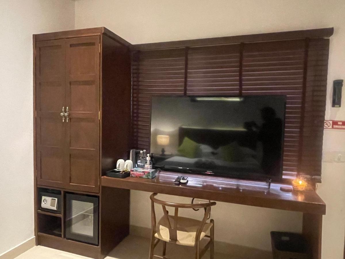 Atholhu Residence Fehendhoo Bagian luar foto