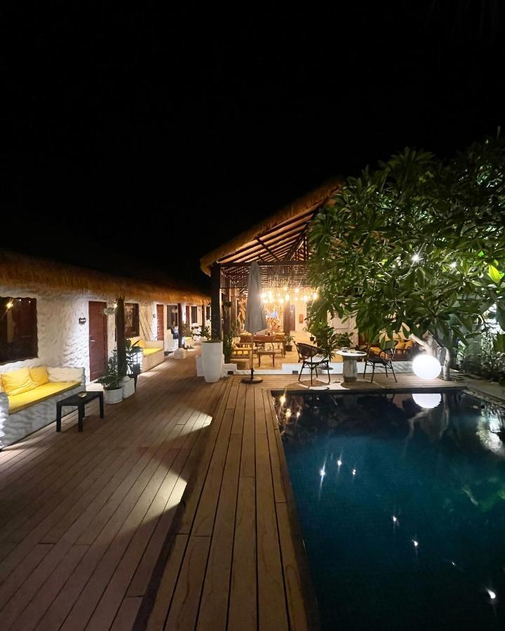 Atholhu Residence Fehendhoo Bagian luar foto