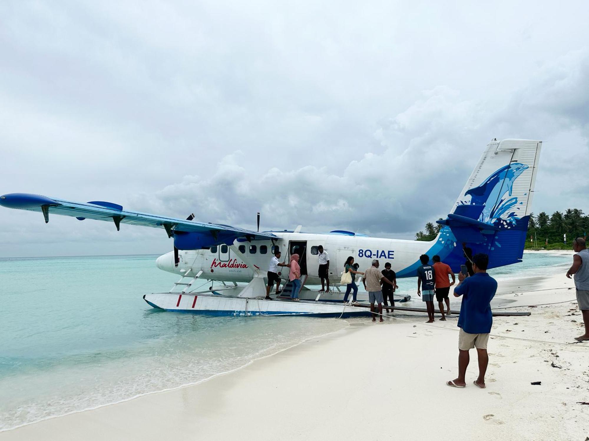 Atholhu Residence Fehendhoo Bagian luar foto